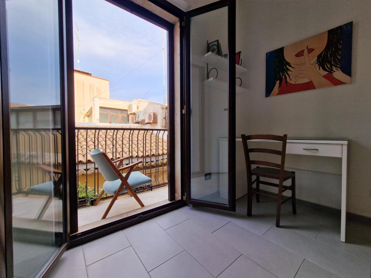 Sea-View Terrace & Bikes Moon Ortigia Holiday Home Syracuse Luaran gambar